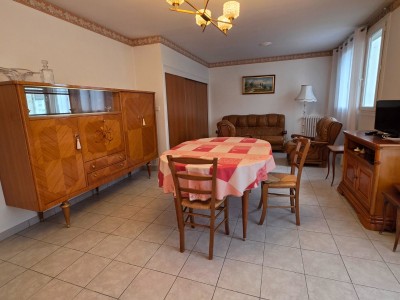 APPARTEMENT T3 A VENDRE - ST ETIENNE JACQUARD - 62.21 m2 - 79 000 &euro;