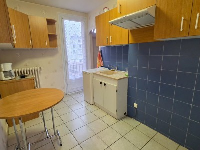APPARTEMENT T3 A VENDRE - ST ETIENNE JACQUARD - 62.21 m2 - 79 000 &euro;