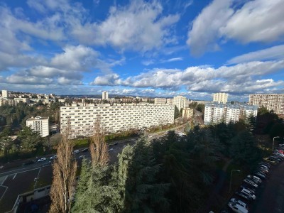 APPARTEMENT T3 A VENDRE - ST ETIENNE LA METARE - 71.6 m2 - 64�000�&euro;