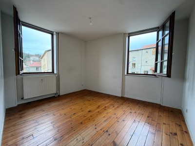 Appartement A VENDRE - ST ETIENNE LA METARE - 83 m2 - 95�000�&euro;