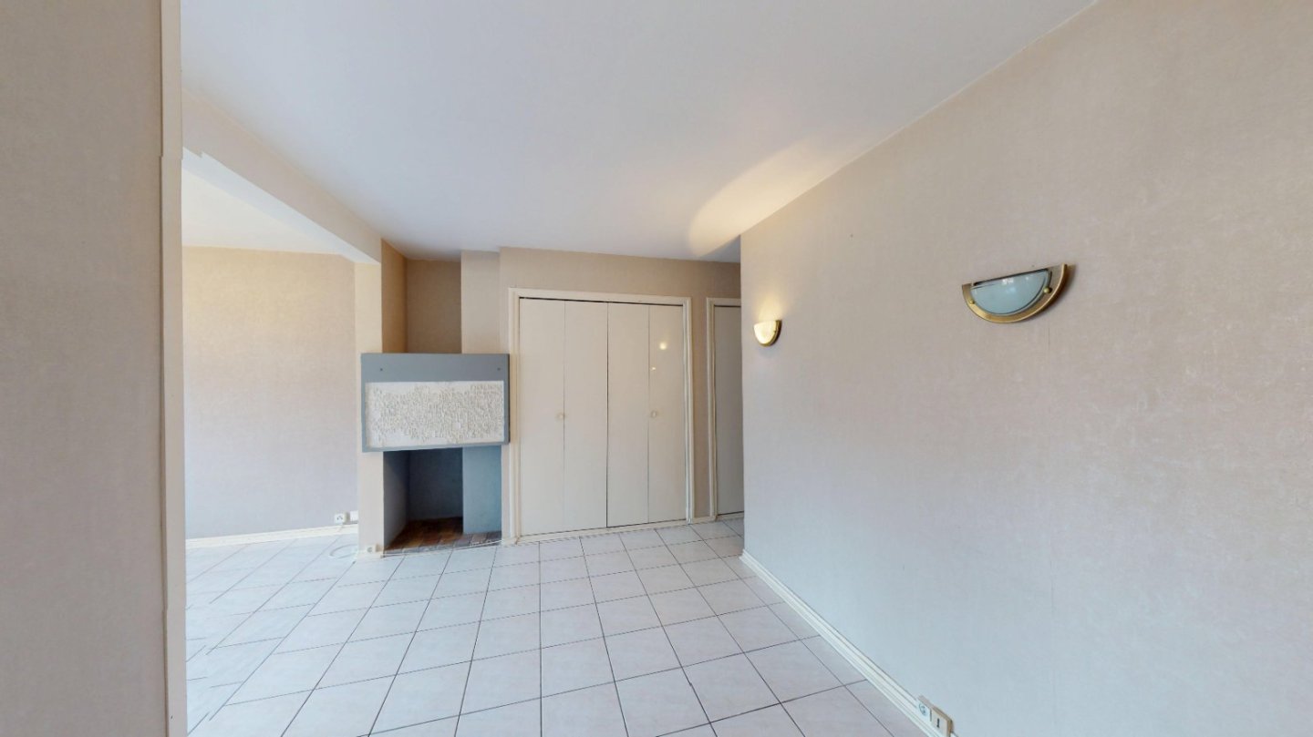 APPARTEMENT T3 - ST ETIENNE MONTHIEU - 70.48 m2 - VENDU