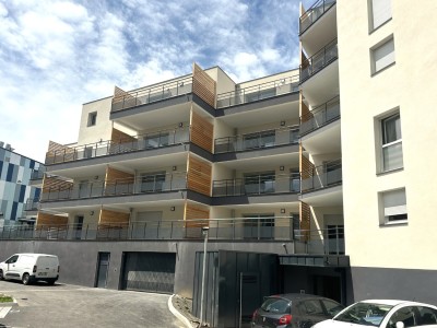 APPARTEMENT T3 A VENDRE - ST ETIENNE SOLAURE - 80.3 m2 - 229000€