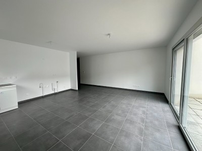APPARTEMENT T3 A VENDRE - ST ETIENNE SOLAURE - 75.8 m2 - 175000€