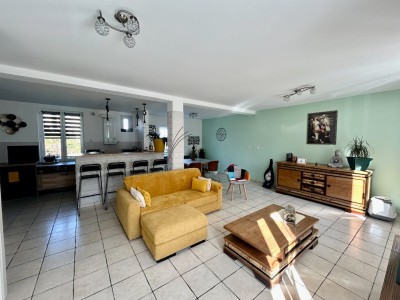 APPARTEMENT T3 - ST ETIENNE VILLEBOEUF - 84 m2 - VENDU