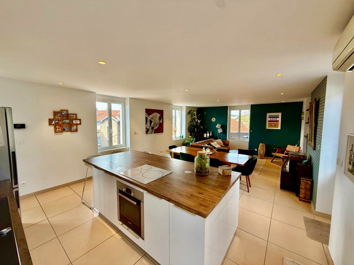 APPARTEMENT T3 - ST ETIENNE VILLEBOEUF - 106 m2 - VENDU