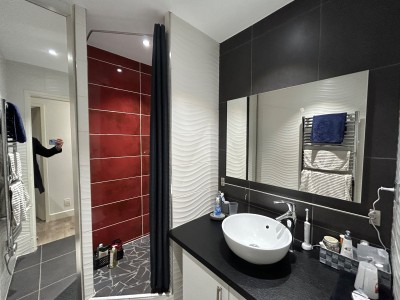 APPARTEMENT T3 A VENDRE - ST JEAN BONNEFONDS - 75 m2 - 155000€