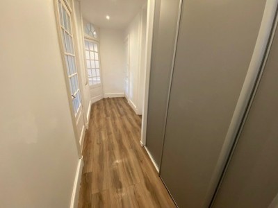 4 pices - ST ETIENNE BADOUILLERE - 92.9 m2 - LOUÉ