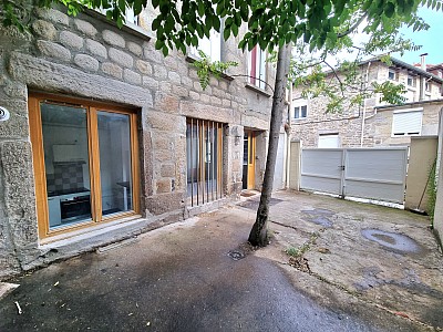 APPARTEMENT T4 A LOUER - ST ETIENNE BAS FAURIEL/PLACE ST ROCH - 70.15 m2 - 600 &euro; charges comprises par mois