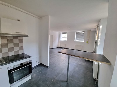 APPARTEMENT T4 A LOUER - ST ETIENNE BAS FAURIEL/PLACE ST ROCH - 70.15 m2 - 600 &euro; charges comprises par mois