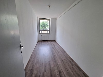 APPARTEMENT T4 A LOUER - ST ETIENNE BAS FAURIEL/PLACE ST ROCH - 70.15 m2 - 600 &euro; charges comprises par mois