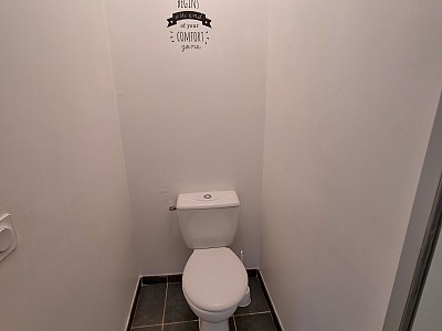 APPARTEMENT T4 A LOUER - ST ETIENNE BAS FAURIEL/PLACE ST ROCH - 70.15 m2 - 600 &euro; charges comprises par mois