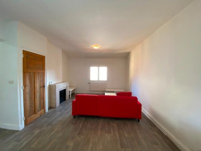 APPARTEMENT T3 A LOUER - ST ETIENNE CENTRE/TREFILERIE - 67 m2 - 600 &euro; charges comprises par mois