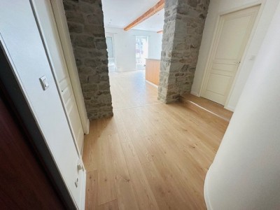 APPARTEMENT T4 A LOUER - ST ETIENNE DES HALLES / LES URSULES - 105.64 m2 - 800€ charges comprises par mois