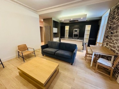 4 Pi�ces Meubl� avec Terrasse A LOUER - ST ETIENNE FAURIEL/ST ROCH - 90.5 m2 - 830�&euro; charges comprises par mois