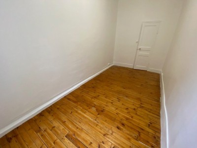 APPARTEMENT T4 - ST ETIENNE PALAIS DE JUSTICE - 100.09 m2 - LOUÉ