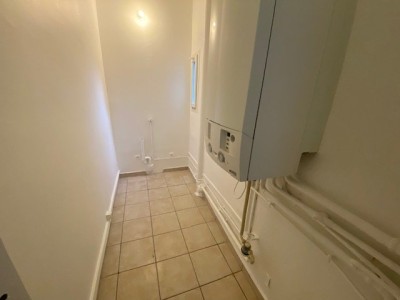 APPARTEMENT T4 - ST ETIENNE PALAIS DE JUSTICE - 100.09 m2 - LOUÉ