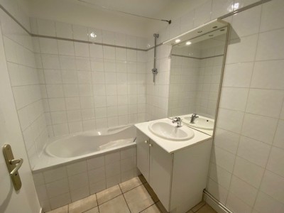 APPARTEMENT T4 - ST ETIENNE PALAIS DE JUSTICE - 100.09 m2 - LOUÉ