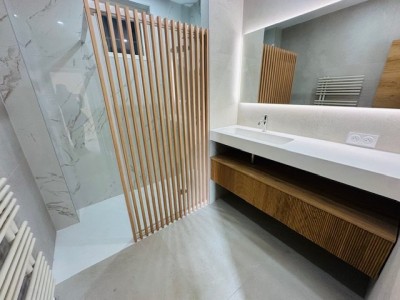 APPARTEMENT T4 A LOUER - ST ETIENNE PLACE BELLEVUE - 88.39 m2 - 1 000 € charges comprises par mois