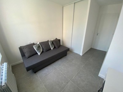 Duplex A LOUER - ST ETIENNE Place Peuple/Grenette - 42.49 m2 - 604 € charges comprises par mois