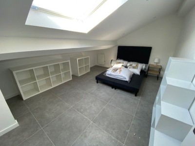 Duplex A LOUER - ST ETIENNE Place Peuple/Grenette - 42.49 m2 - 604 € charges comprises par mois