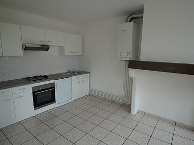 APPARTEMENT T4 A LOUER - ST ETIENNE ST ROCH/BAS FAURIEL - 67.93 m2 - 491�&euro; charges comprises par mois