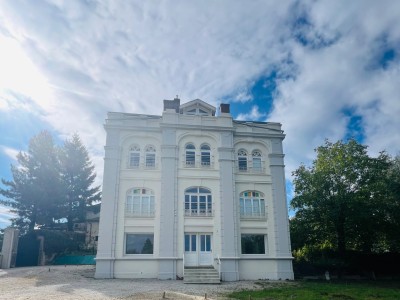 T4 Avec jardin A VENDRE - LA FOUILLOUSE - 85 m2 - 250000€