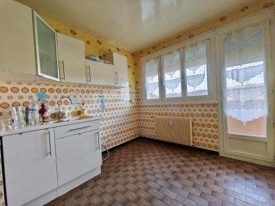 APPARTEMENT T4 A VENDRE - LA RICAMARIE - 71.76 m2 - 55 000 &euro;