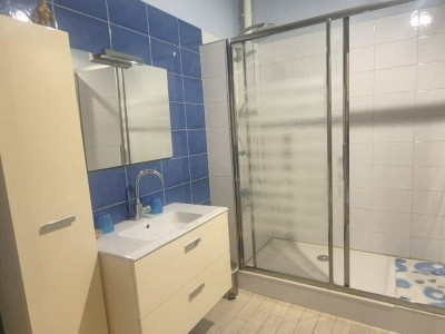 APPARTEMENT T4 A VENDRE - LE CHAMBON FEUGEROLLES - 117 m2 - 69 900 &euro;