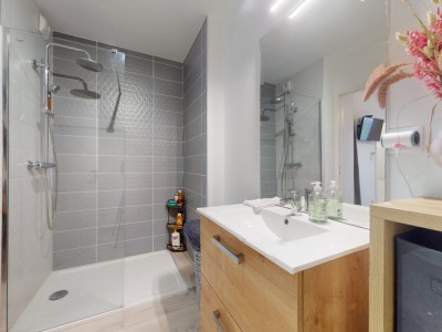 Appartement rez de jardin A VENDRE - MONISTROL SUR LOIRE - 86.53 m2 - 299 000 €