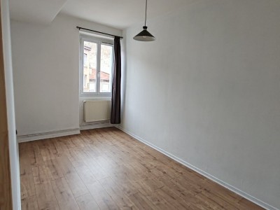 APPARTEMENT T4 A VENDRE - RIVE DE GIER - 90 m2 - 118�000�&euro;