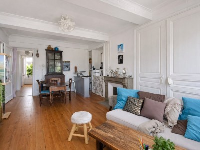 Appartement bourgeois T4 avec balcon A VENDRE - RIVE DE GIER - 116 m2 - 159�000�&euro;