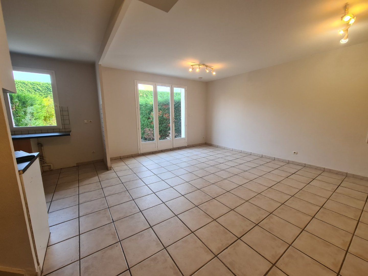 APPARTEMENT T4 - SORBIERS - 82.55 m2 - VENDU