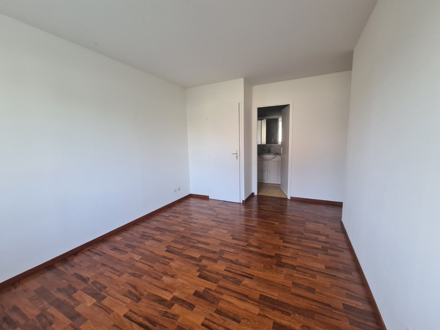 APPARTEMENT T4 - SORBIERS - 82.55 m2 - VENDU