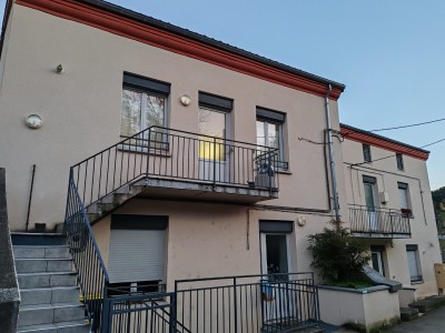 APPARTEMENT T4 A VENDRE - ST CHAMOND - 91 m2 - 165 000 €