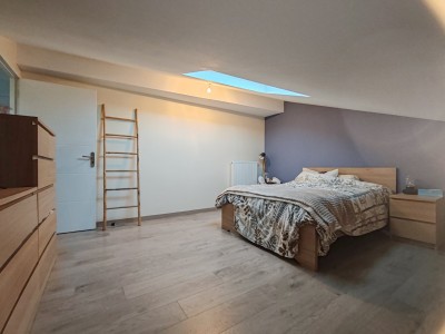 APPARTEMENT T4 A VENDRE - ST CHAMOND - 91 m2 - 165 000 €