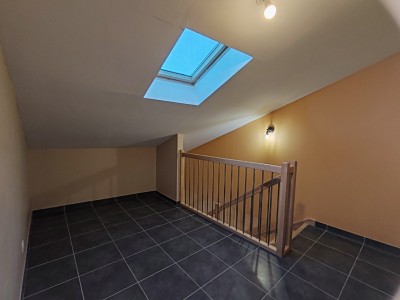 APPARTEMENT T4 A VENDRE - ST CHAMOND - 91 m2 - 165 000 €