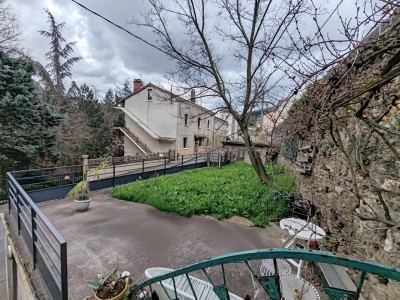 APPARTEMENT T4 A VENDRE - ST CHAMOND - 91 m2 - 165 000 €