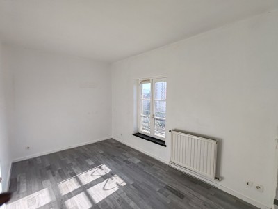 APPARTEMENT T4 A VENDRE - ST CHAMOND - 74 m2 - 142 000 €