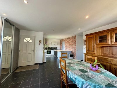 APPARTEMENT T4 A VENDRE - ST CYPRIEN - 80.35 m2 - 195 000 €