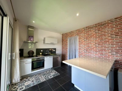 APPARTEMENT T4 A VENDRE - ST CYPRIEN - 80.35 m2 - 195 000 €