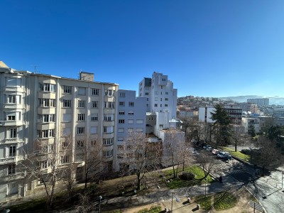 APPARTEMENT T4 A VENDRE - ST ETIENNE BADOUILLERE - 92 m2 - 130 000 €