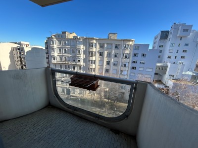 APPARTEMENT T4 A VENDRE - ST ETIENNE BADOUILLERE - 92 m2 - 130 000 €