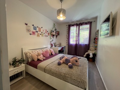 APPARTEMENT T4 A VENDRE - ST ETIENNE BELLEVUE - 96 m2 - 153000€