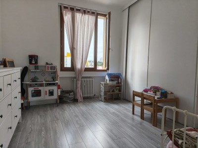 APPARTEMENT T4 A VENDRE - ST ETIENNE BELLEVUE - 96.84 m2 - 125 000 €