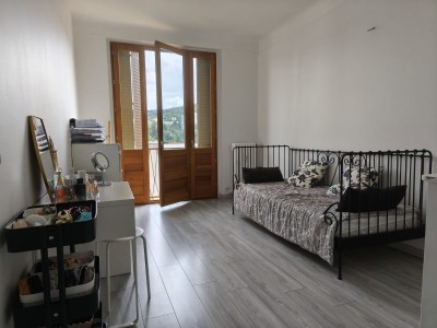APPARTEMENT T4 A VENDRE - ST ETIENNE BELLEVUE - 96.84 m2 - 125 000 €