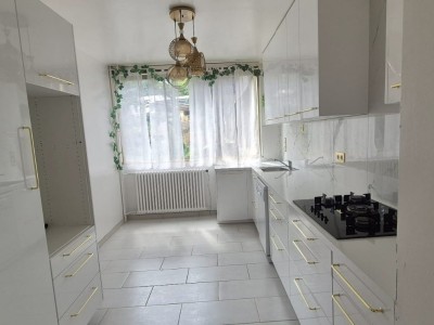 APPARTEMENT T4 A VENDRE - ST ETIENNE BERGSON - 83 m2 - 96 000 &euro;