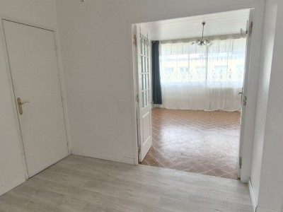 APPARTEMENT T4 A VENDRE - ST ETIENNE BERGSON - 83 m2 - 96 000 &euro;