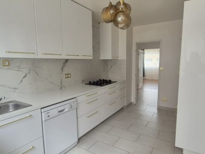 APPARTEMENT T4 A VENDRE - ST ETIENNE BERGSON - 83 m2 - 96 000 &euro;
