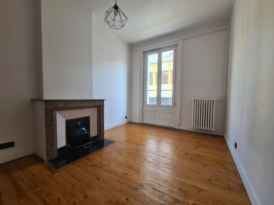 APPARTEMENT T4 A VENDRE - ST ETIENNE CENTRE VILLE - 110.16 m2 - 180000€