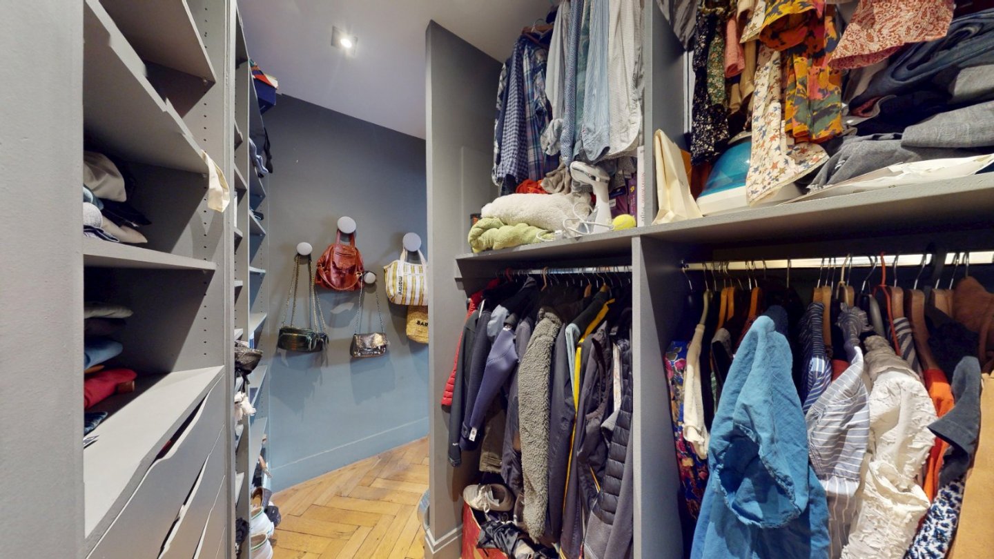 APPARTEMENT T4 - ST ETIENNE CENTRE VILLE - 130 m2 - VENDU